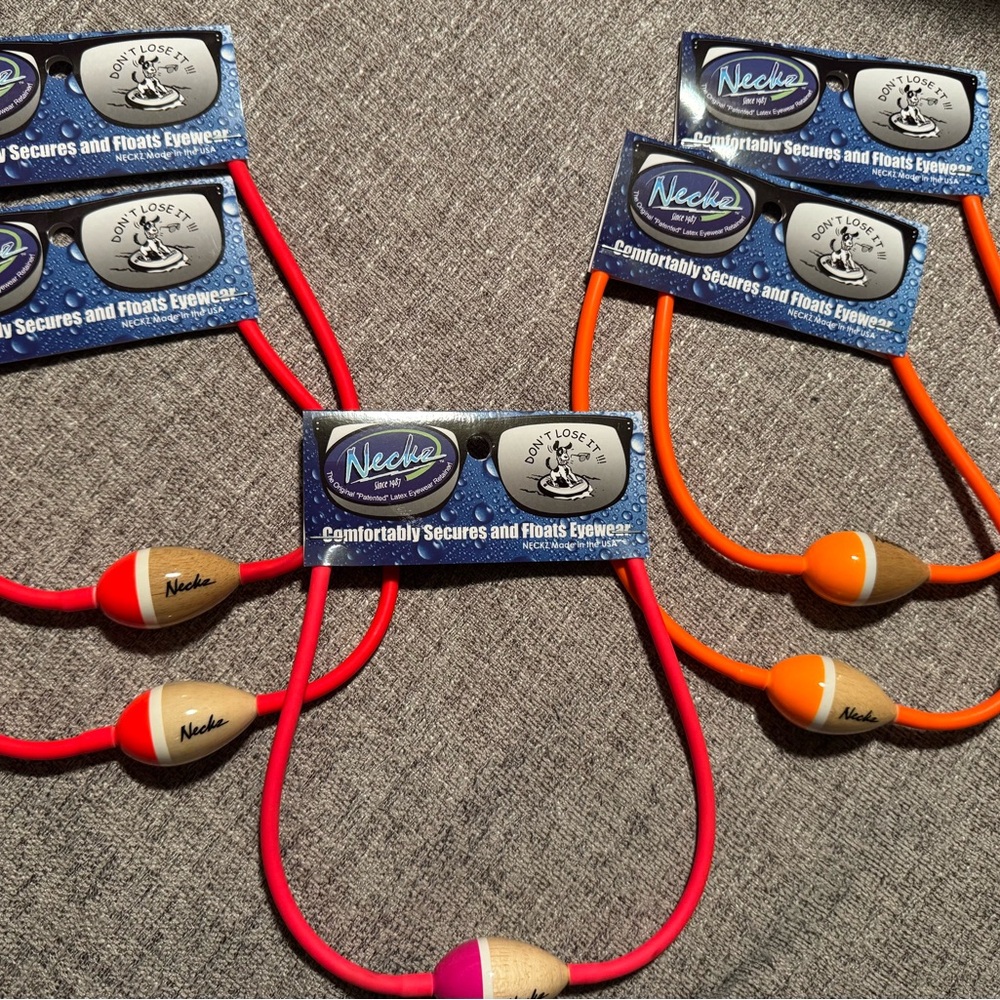 NWT Neckz Eyewear Retainer for Water & Waterside activities!